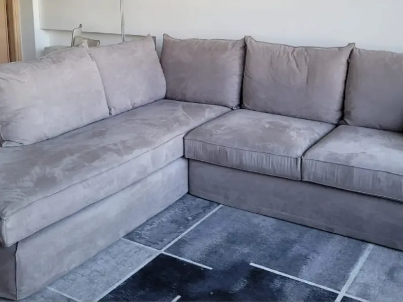 Divano moderno tessuto Glammy di Samoa con sconto del - 42%