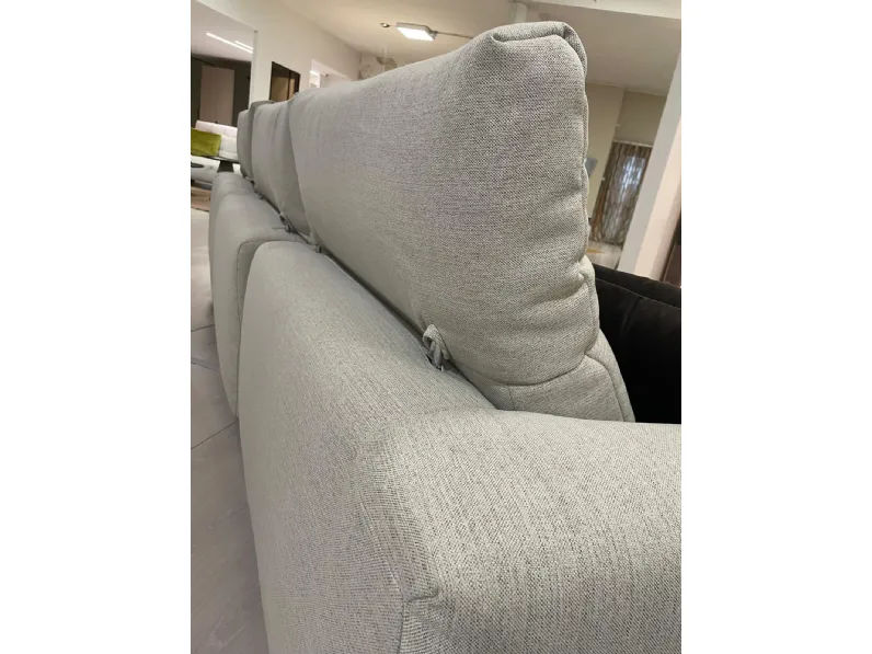 Divano Capri tessuto in misto piuma  Rosini in Offerta Outlet