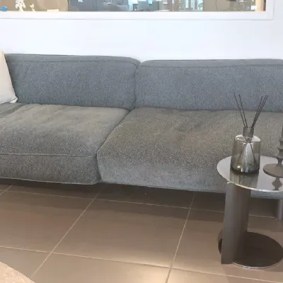 Divano Lineare modello Close to me  di Arketipo a prezzi outlet