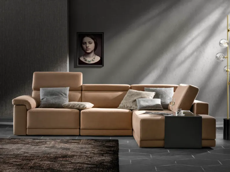Divano moderno tessuto Comfort di Samoa con sconto del - 35%