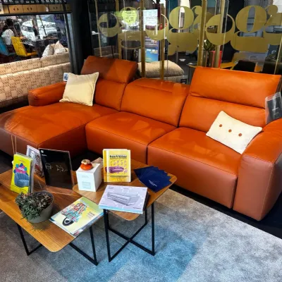 Divano Beverly 2 di Egoitaliano in stile design in Offerta Outlet