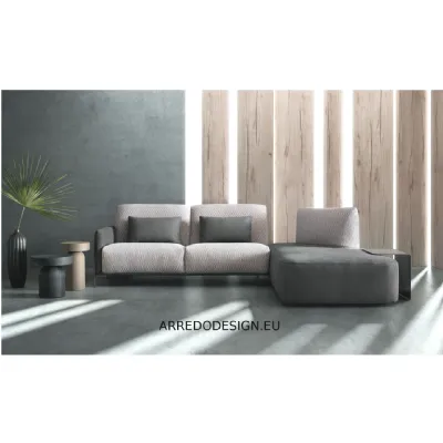 Divano Blank minimal in Tessuto Samoa a prezzo ribassato