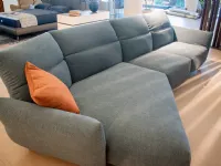 Divano Blum di Ditre italia in stile design a prezzo Outlet