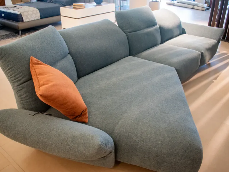 Divano Blum di Ditre italia in stile design a prezzo Outlet