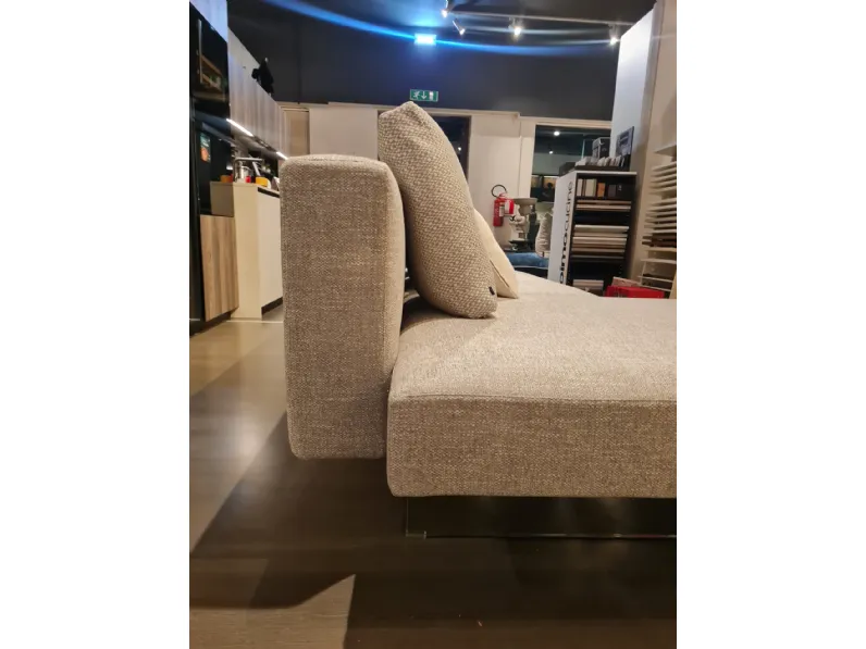 Divano Con penisola Air sofa Design SCONTATO a prezzo riservato 