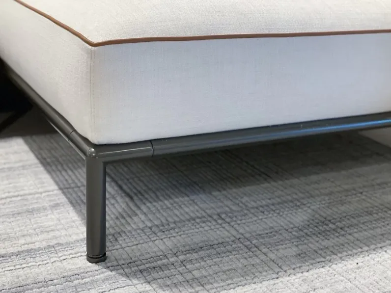 Divano Perry up di Flexform in stile moderno a prezzo Outlet