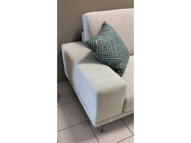 Divano design tessuto Platz di Rizzetto con sconto del - 40%