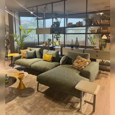 Divano in Tessuto stile design modello Steel scontato - 40%