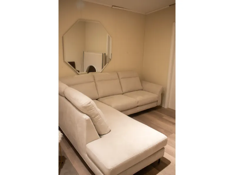 Divano moderno microfibra Thoas di Le comfort con sconto del - 44%