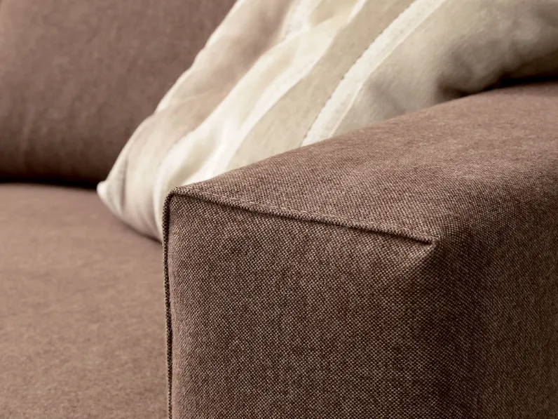 Divano con penisola reversibile Crippa salotti a PREZZO OUTLET scontato del 32%