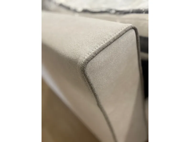 Divano in Tessuto stile moderno modello Divano letto matrimoniale modello brio scontato - 37%