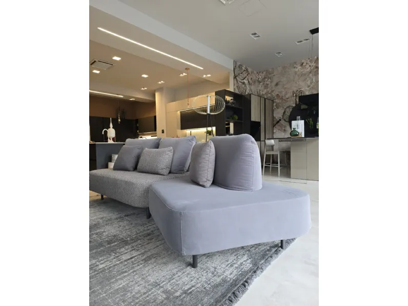 Divano Con penisola Matrix Samoa in Offerta Outlet a 1780 Euro