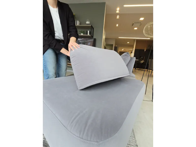 Divano Con penisola Matrix Samoa in Offerta Outlet a 1780 Euro