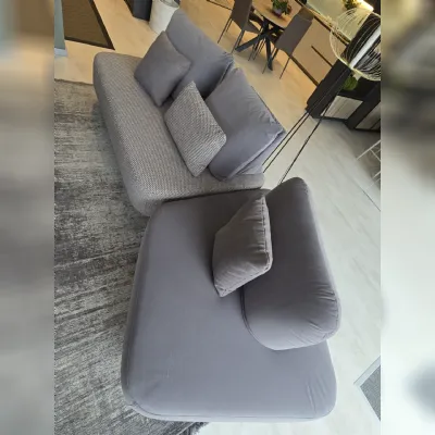 Divano Con penisola Matrix Samoa in Offerta Outlet a 1780 Euro