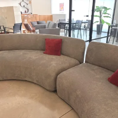 Divano Blossom tessuto in misto piuma  Novamobili a prezzo Outlet