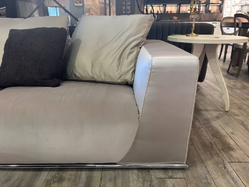Divano Fendi casa Divano fendi  PREZZI OUTLET sconto 60%