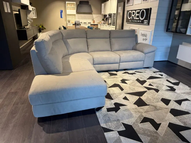 Divano design tessuto Taylor di Calia con sconto del - 50%