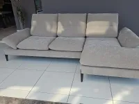 Divano angolare monnalisa di Nicoletti home in stile moderno a prezzo Outlet