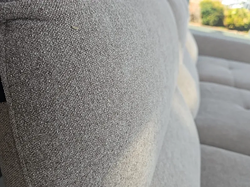 Divano angolare monnalisa di Nicoletti home in stile moderno a prezzo Outlet