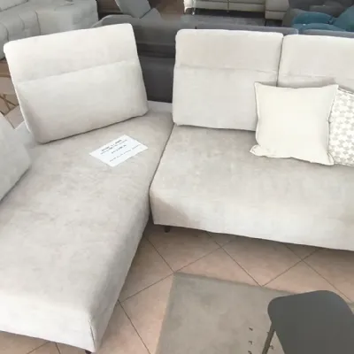 Divano asso di Le comfort in stile design a prezzo Outlet