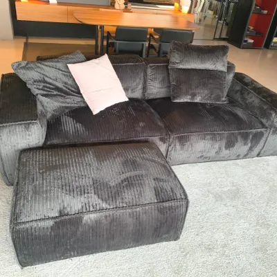 Divano in Tessuto stile design modello Divano astor scontato - 40%