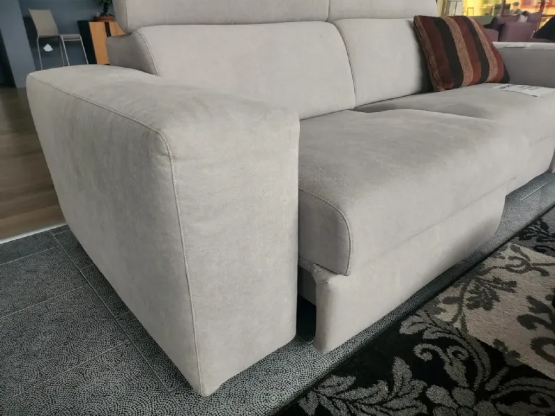 Divano Lineare modello Divano extendo l544 di Rigosalotti in offerta