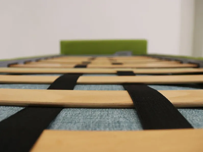 Letto modello Divano letto girevole expo di Artigianale in offerta