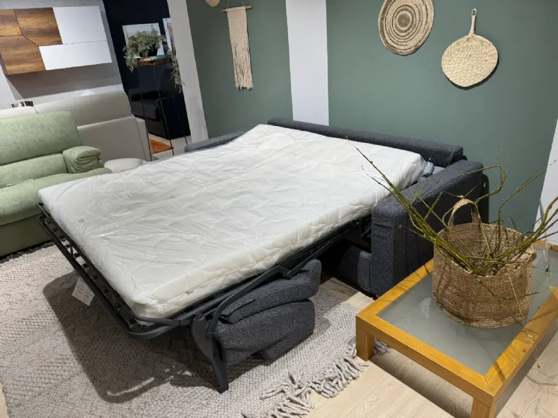 Divano letto mod ibis in Tessuto sfoderabile  di Artigianale scontato 20%