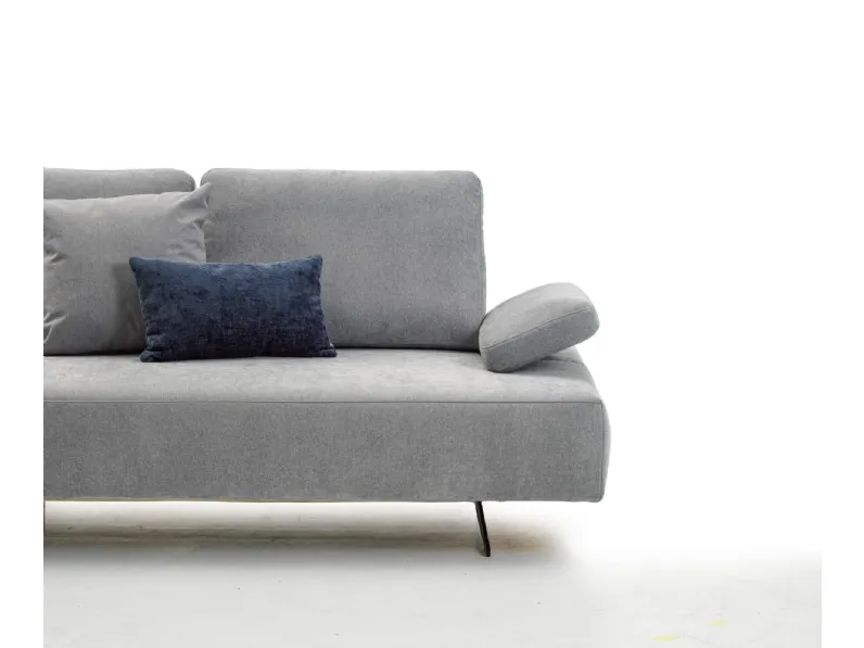 Divano Lineare Divano modello asso Le comfort a 1600 Euro