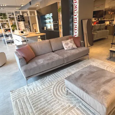 Divano moderno tessuto Divano modello fly artigianale di Artigianale con sconto del - 20%