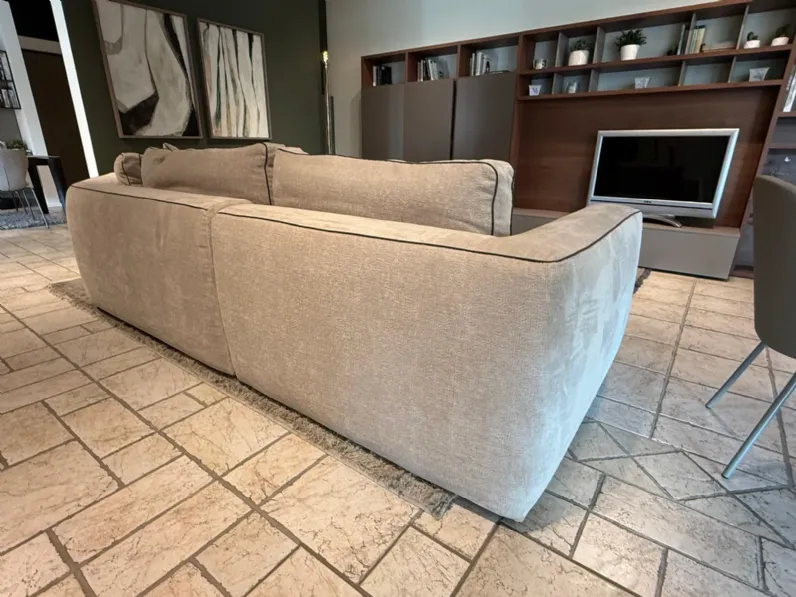 Divano Pianca Divano modello nice PREZZI OUTLET sconto 25%