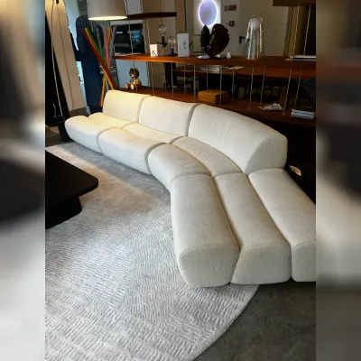 Divano Ernest di Poliform in stile moderno a prezzo Outlet