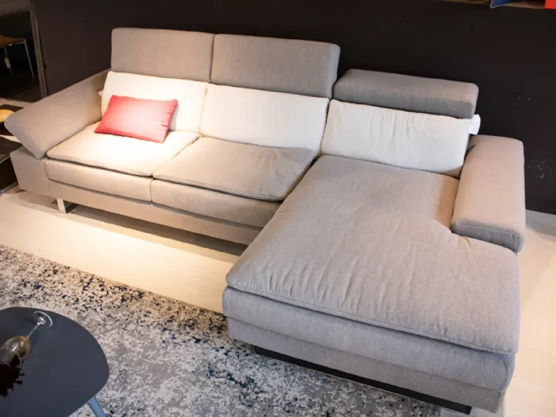 Divano Con penisola Gordon Morbidline salotti in Offerta Outlet a 2303 Euro