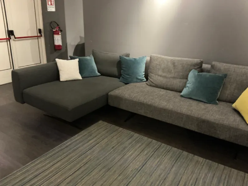 Divano Con penisola Air steel Lago in Offerta Outlet a 5950 Euro