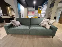 Divano James tessuto in poliuretano  Doimo salotti in Offerta Outlet