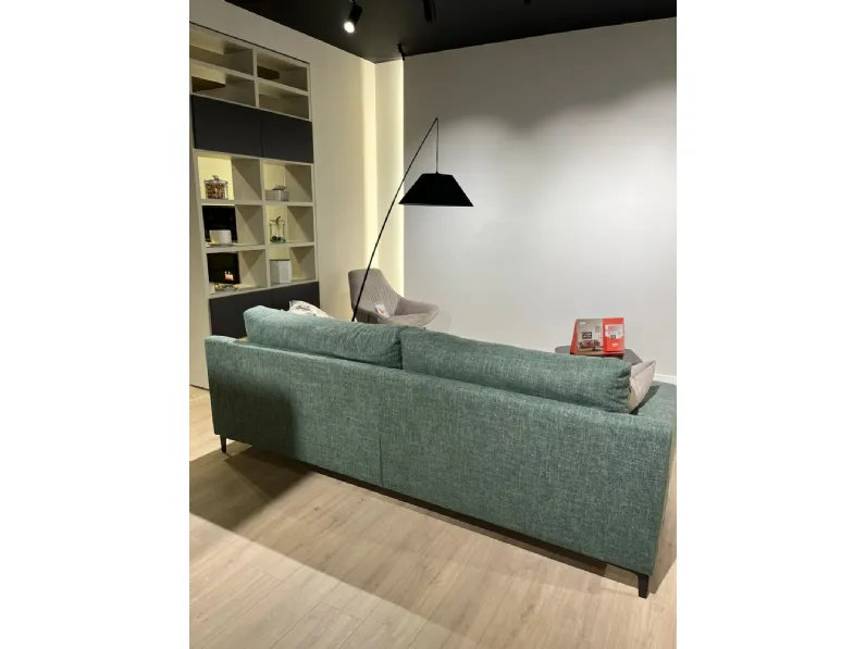 Divano James tessuto in poliuretano  Doimo salotti in Offerta Outlet