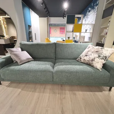 Divano James tessuto in poliuretano  Doimo salotti in Offerta Outlet