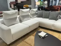 Divano Angolare modello Ginny di La casa moderna con forte sconto