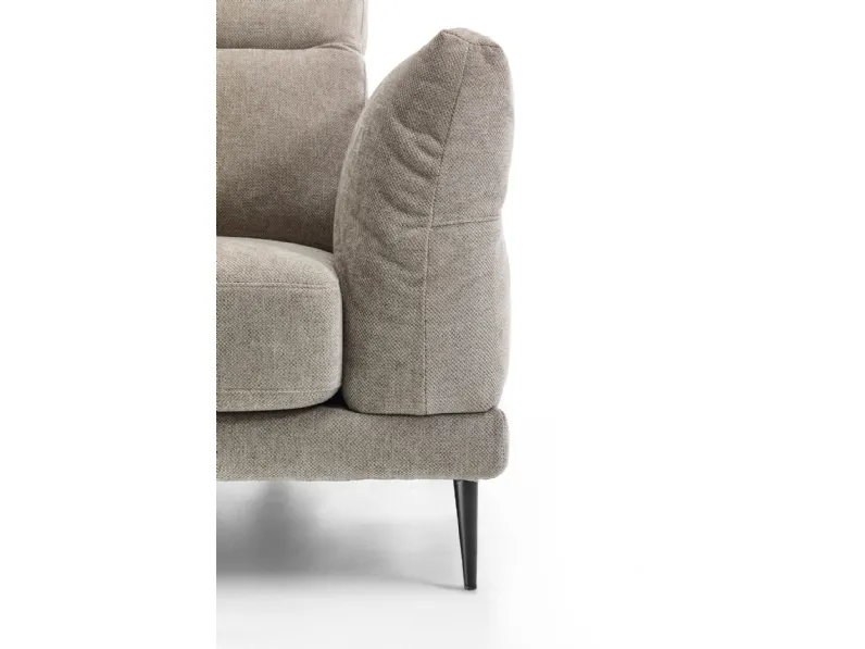 Divano Lineare Divano modello sky Le comfort ad un prezzo conveniente