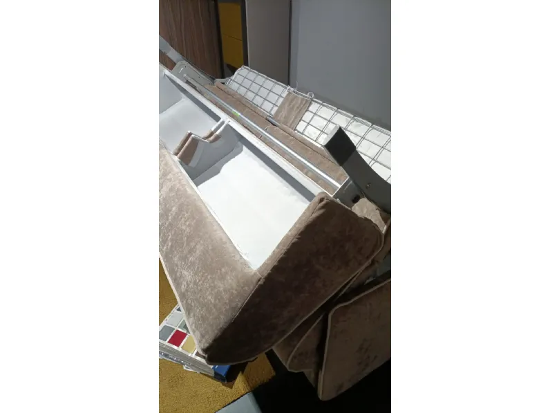 Divano Chic  divano letto  tessuto in poliuretano  Gienne a prezzo Outlet