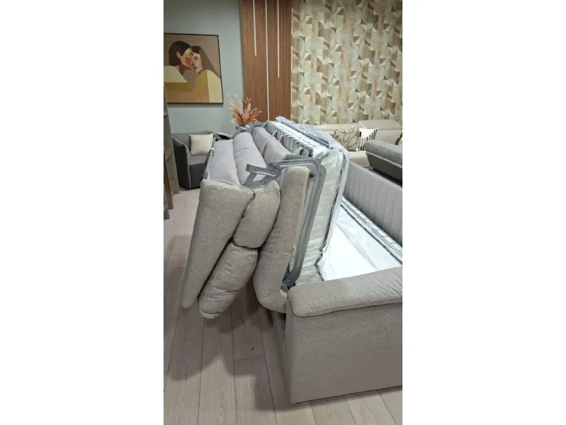 Divano in Tessuto stile design modello Pavarotti scontato - 40%
