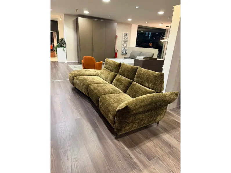 Divano moderno tessuto Levi light di Franco ferri con sconto del - 55%