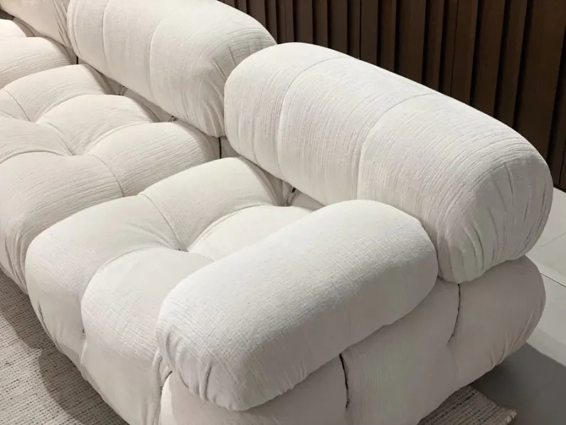 Divano in Tessuto stile design modello Camaleonda scontato - 27%