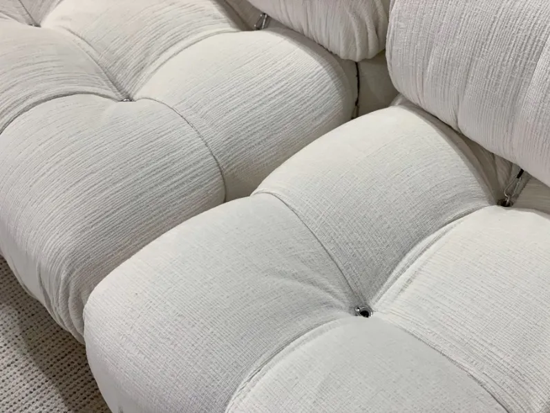 Divano in Tessuto stile design modello Camaleonda scontato - 27%