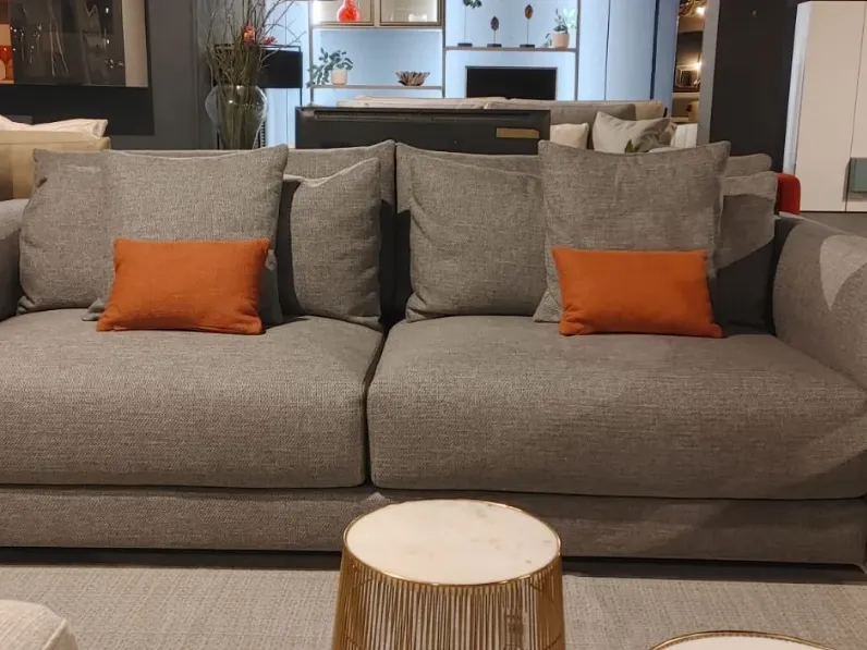 Divano cox by domingo salotti Artigianale a PREZZO OUTLET scontato del 50%