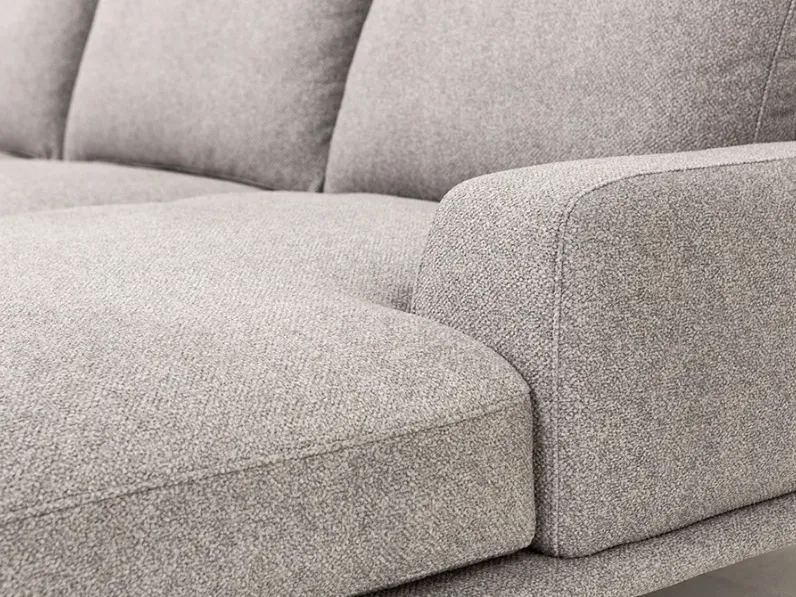 Divano Eclettico divano  di Md work in stile design a prezzo scontato