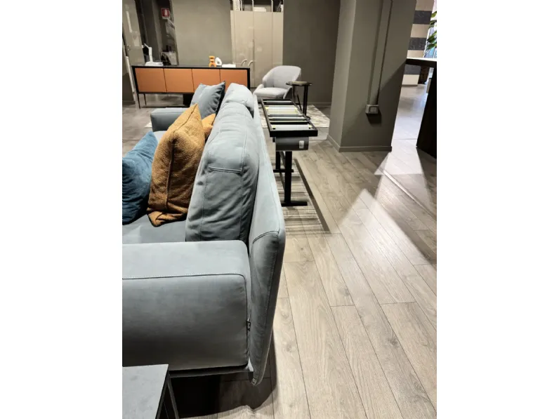 Divano Lineare Etan Twils a 3926 Euro