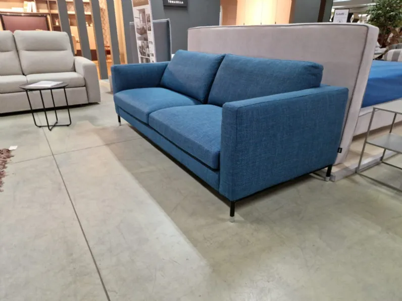 Divano Larson Felis a PREZZO OUTLET scontato del 46%