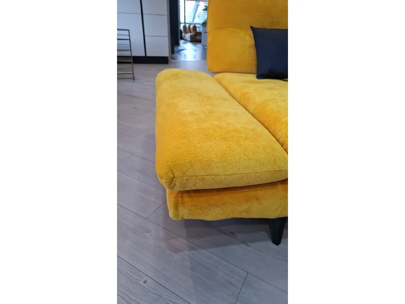 Divano Lineare modello Tokyo di Delta salotti a prezzi outlet