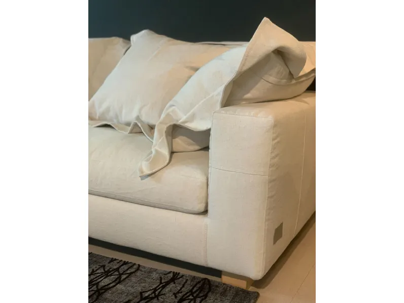 Divano Nebula nine in Tessuto sfoderabile  di Moroso scontato 35%